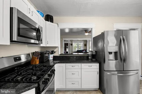 $300,000 | 511 Spruce Street, Delanco, NJ 08075