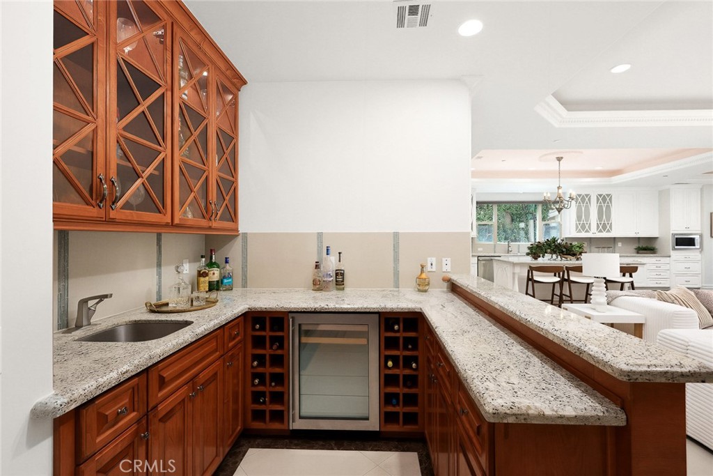 3255 Lombardy Road Pasadena, CA 91107 - Photo 28 of 67 Gallery Image 28