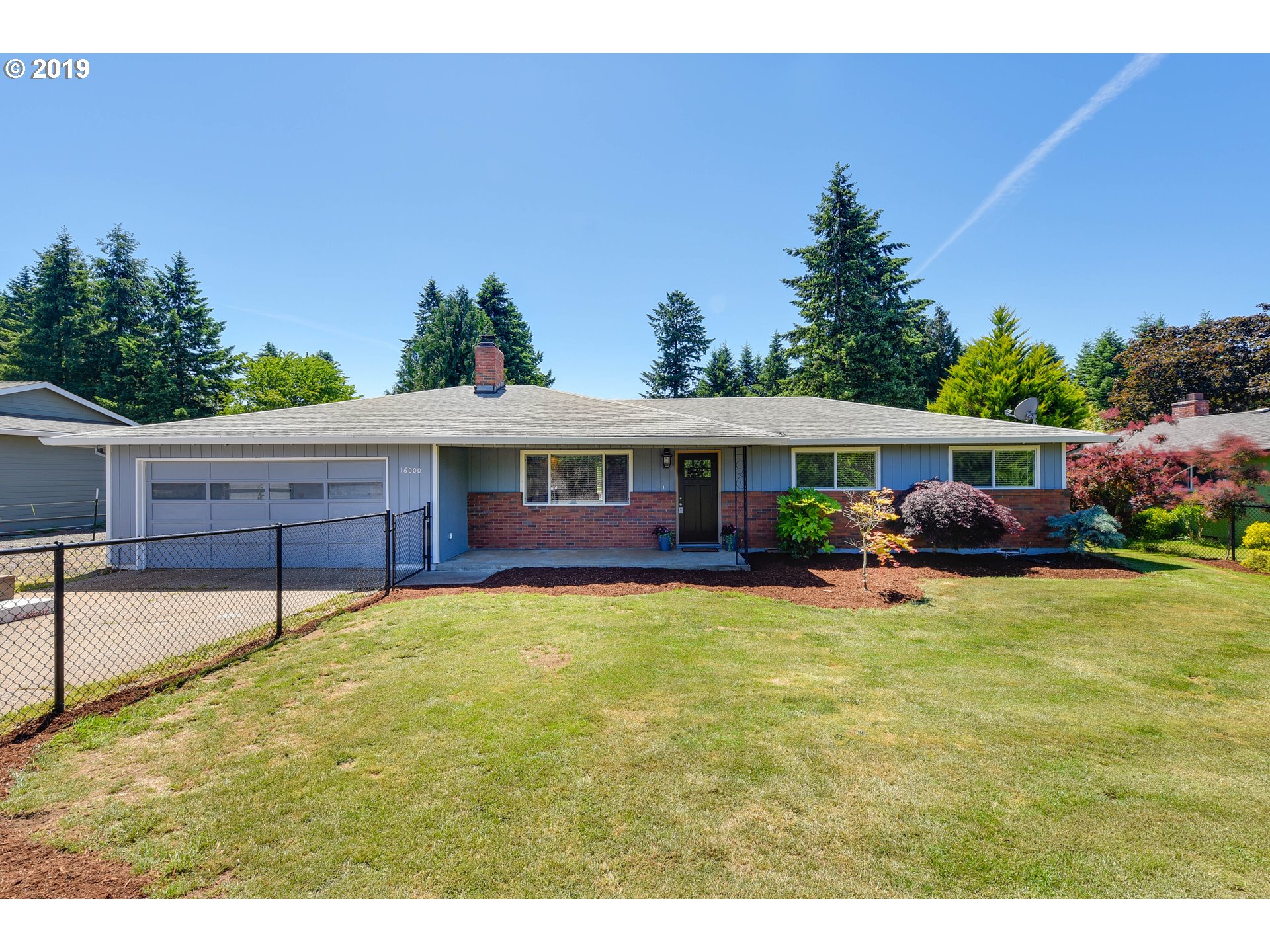 16000 South Wilson Road Oregon City, OR 97045 - Photo 2 of 27 Gallery Image 2