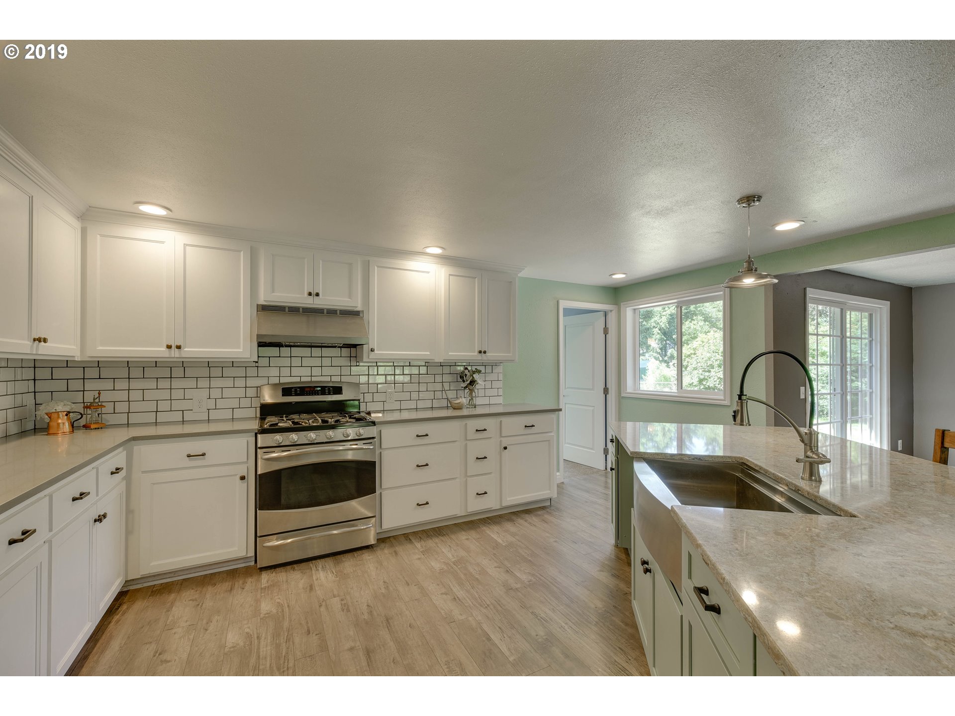 16000 South Wilson Road Oregon City, OR 97045 - Photo 10 of 27 Gallery Image 10