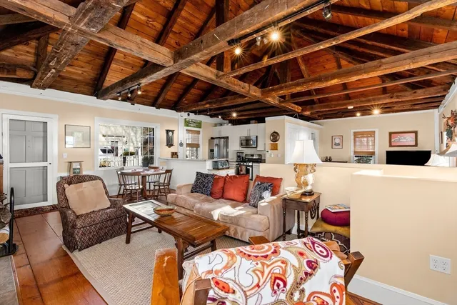 $699,000 | 43 Front Street, Unit 43, Beverly, MA 01915