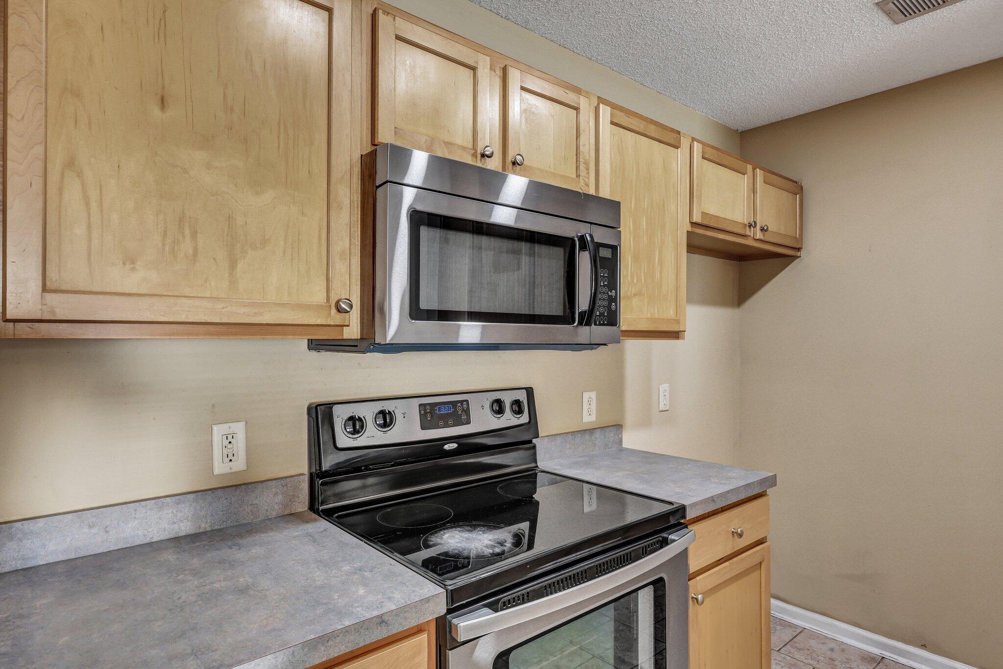 512 State Rd S-8-977 Moncks Corner, SC 29461 - Photo 8 of 35 11-web-or-mls-RU4A1597