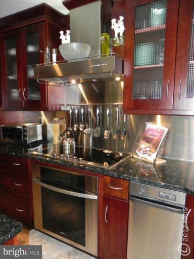 31 Owensville Road Lothian, MD 20711 - Photo 9 of 30 Top%20of%20line%20appliances