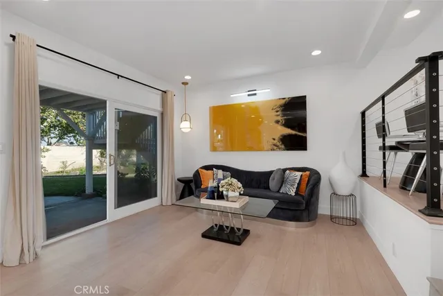 $1,799,000 | 8167 Dartmoor Drive, Huntington Beach, CA 92646