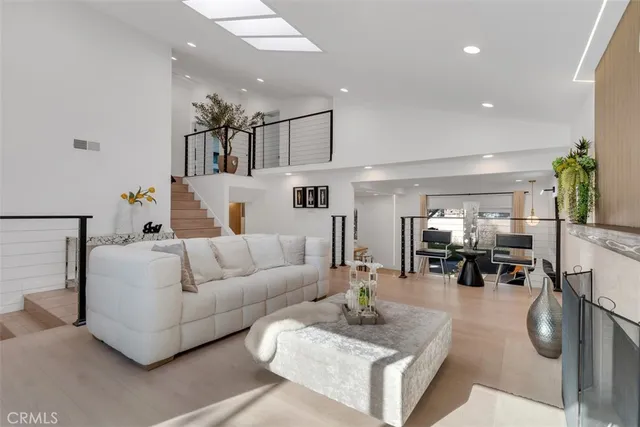 $1,799,000 | 8167 Dartmoor Drive, Huntington Beach, CA 92646