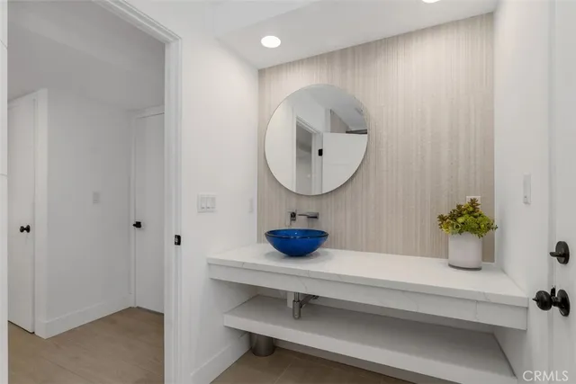 $1,799,000 | 8167 Dartmoor Drive, Huntington Beach, CA 92646