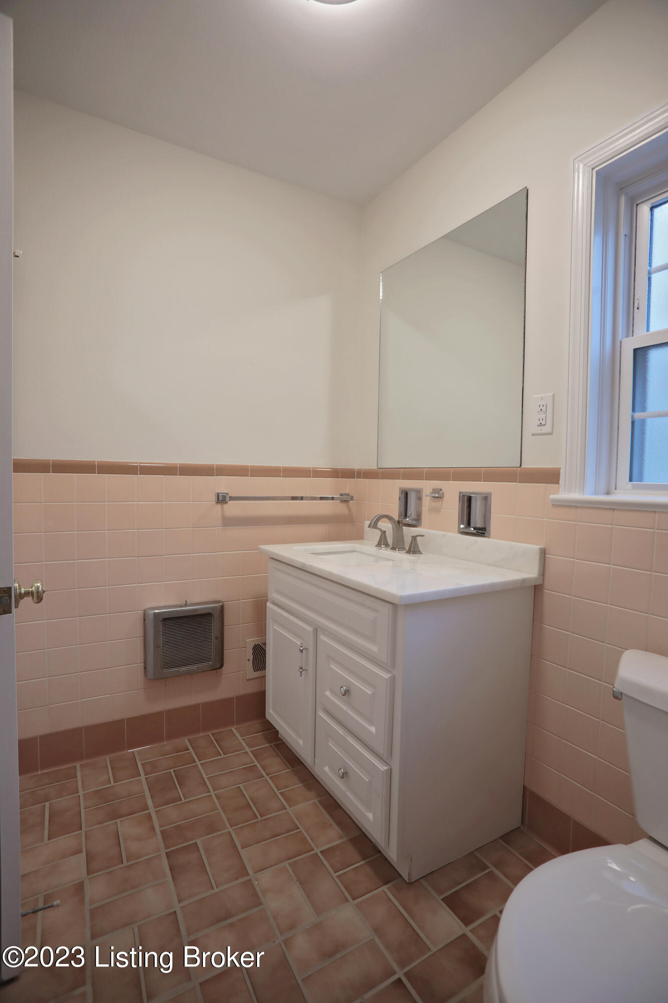 429 Fairlawn Road Louisville, KY 40207 - Photo 14 of 55 429_Fairlawn_14