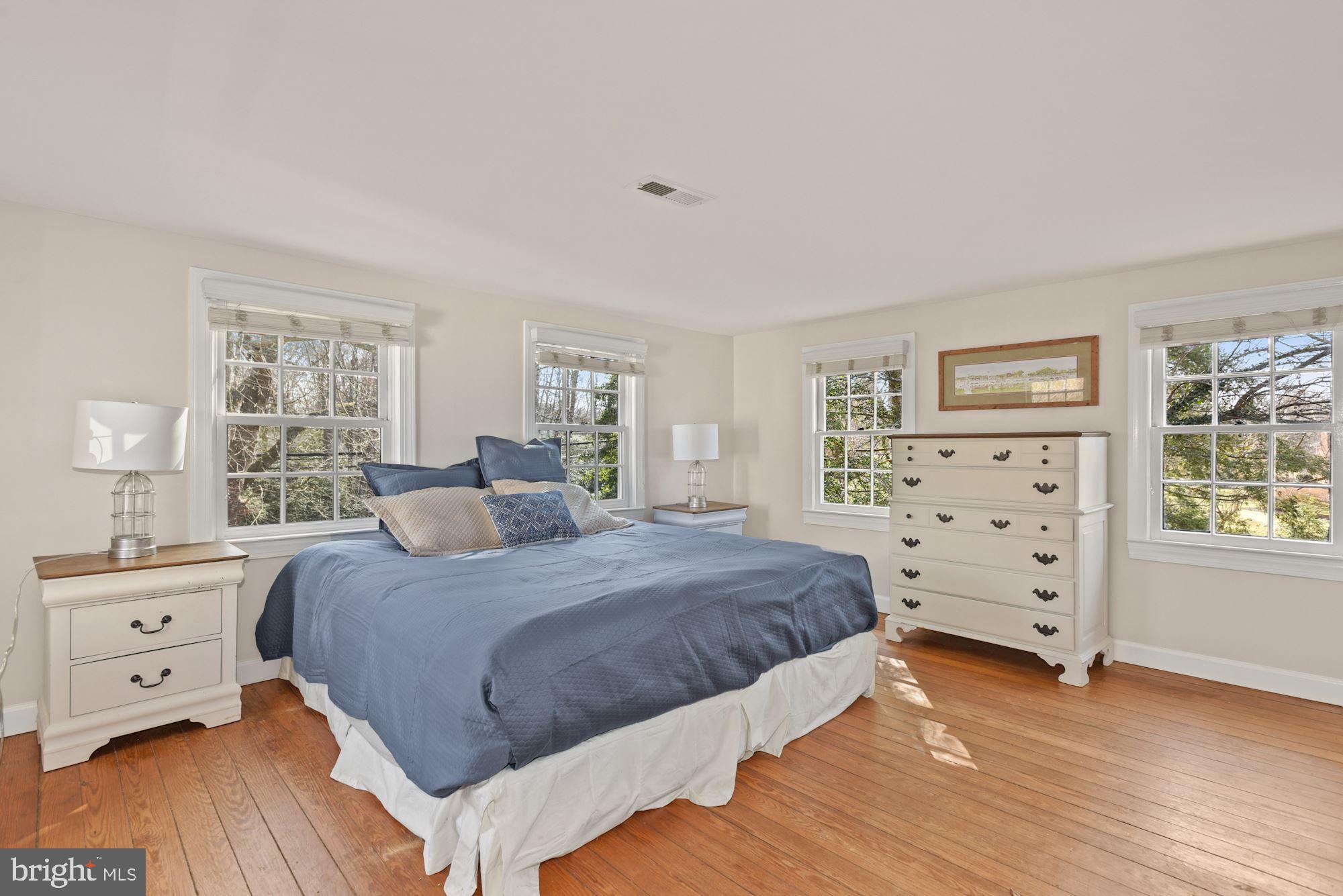 326 Walker Road Great Falls, VA 22066 - Photo 26 of 51