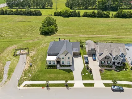 $1,235,000 | 5011 High Park Hill Drive, Arrington, TN 37014