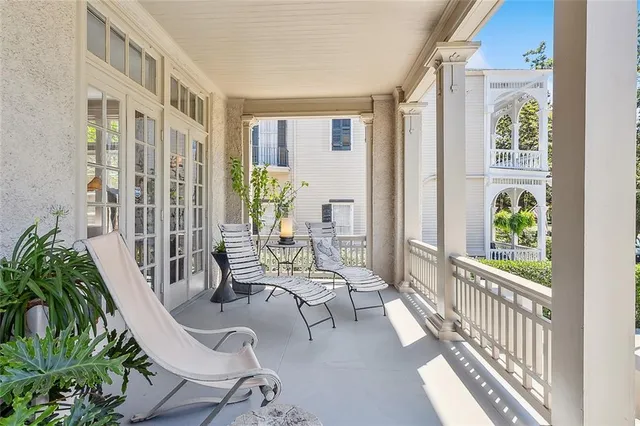 $5,750 | 4909 St Charles Avenue, Unit 4909, New Orleans, LA 70115