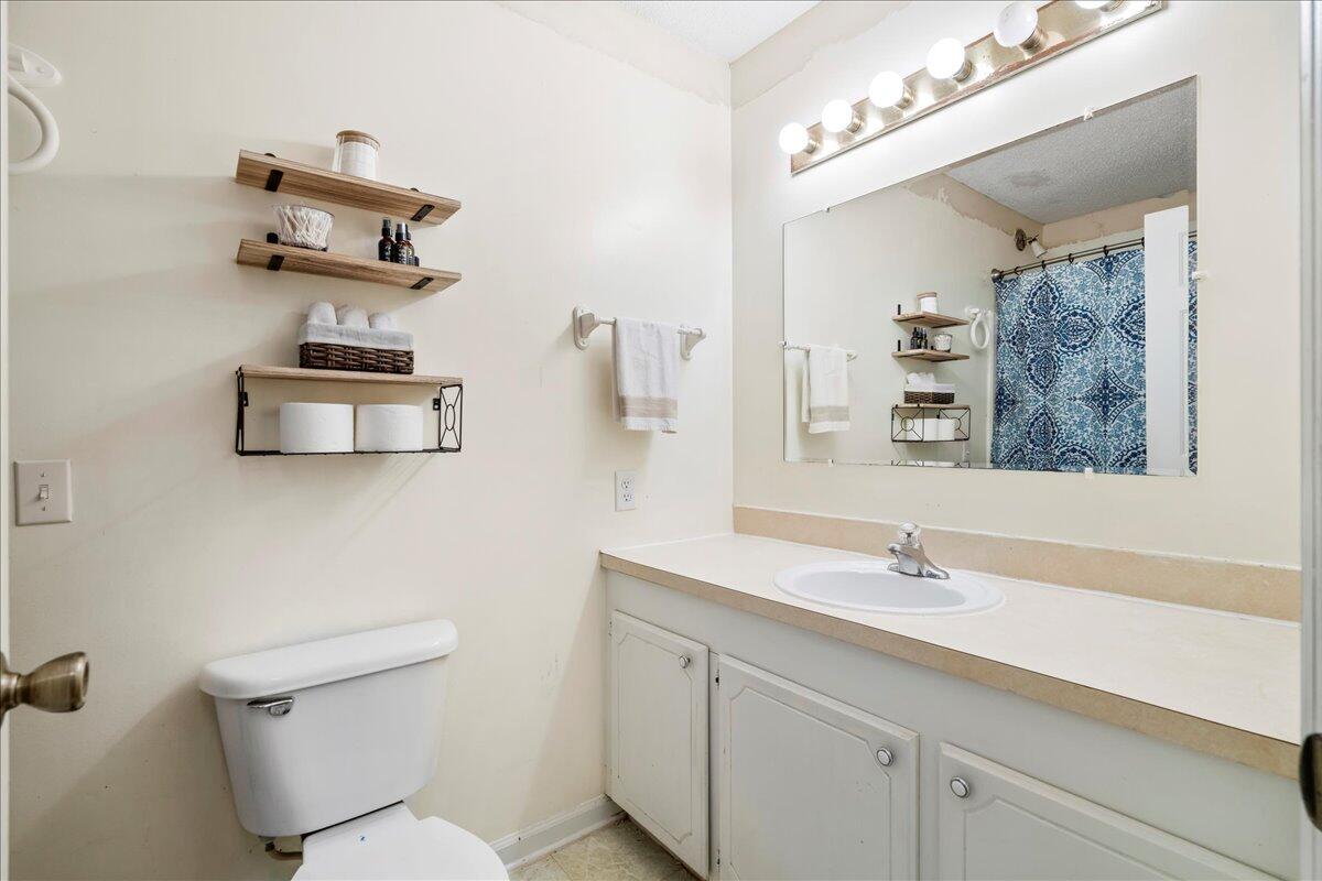 1216 Dyson Drive Moncks Corner, SC 29461 - Photo 17 of 26 Full Bath Room