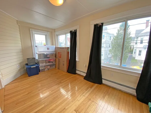$695,000 | 15 Underwood Park, Unit 2, Waltham, MA 02453