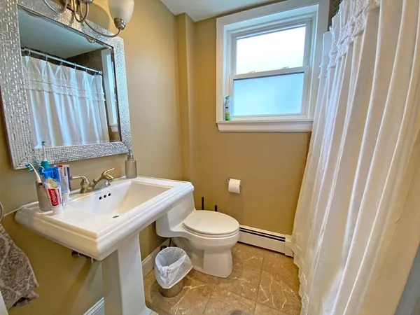 $695,000 | 15 Underwood Park, Unit 2, Waltham, MA 02453