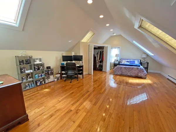 $695,000 | 15 Underwood Park, Unit 2, Waltham, MA 02453