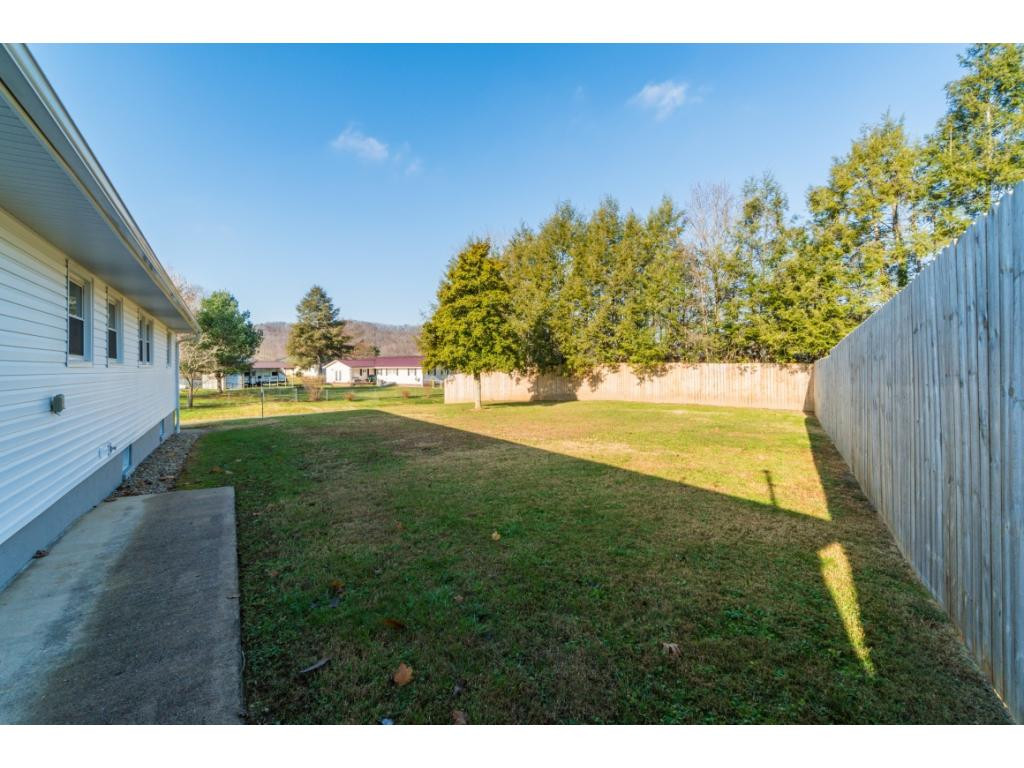 114 Hemlock Road Bristol, TN 37620 - Photo 32 of 32 Photo 32