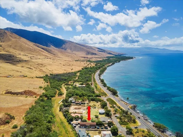 $2,300,000 | 837 Olowalu Village Road, Lahaina, HI 96761