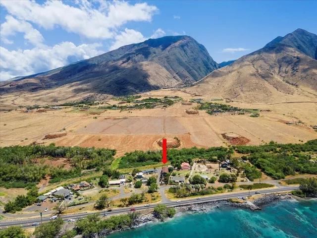 $2,300,000 | 837 Olowalu Village Road, Lahaina, HI 96761