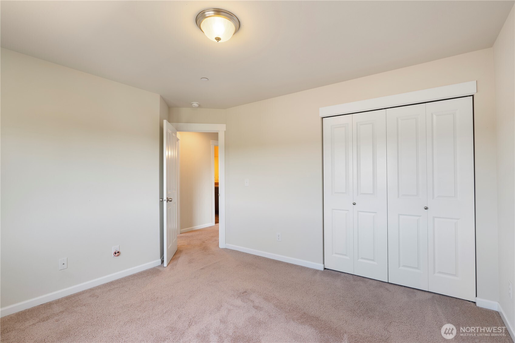 5020 51st Ave Court West University Place, WA 98467 - Photo 13 of 24 a view of an empty room