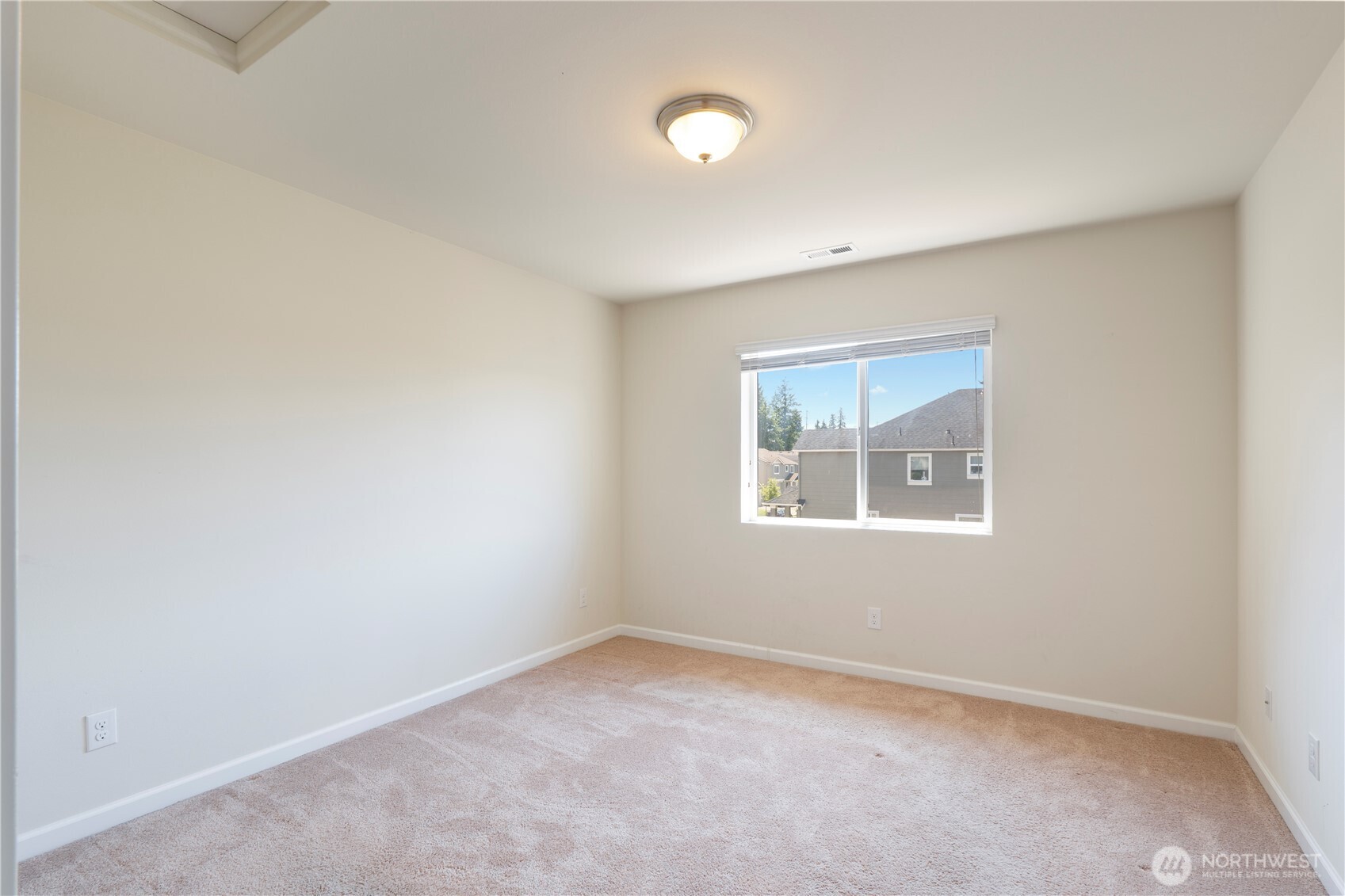 5020 51st Ave Court West University Place, WA 98467 - Photo 14 of 24 an empty room with a window