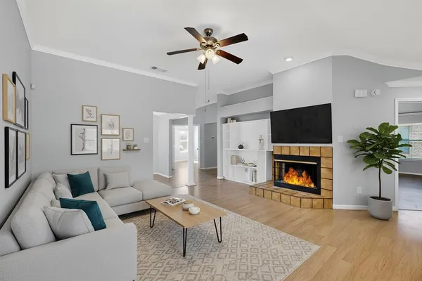 $427,500 | 664 Phillips Drive, Coppell, TX 75019