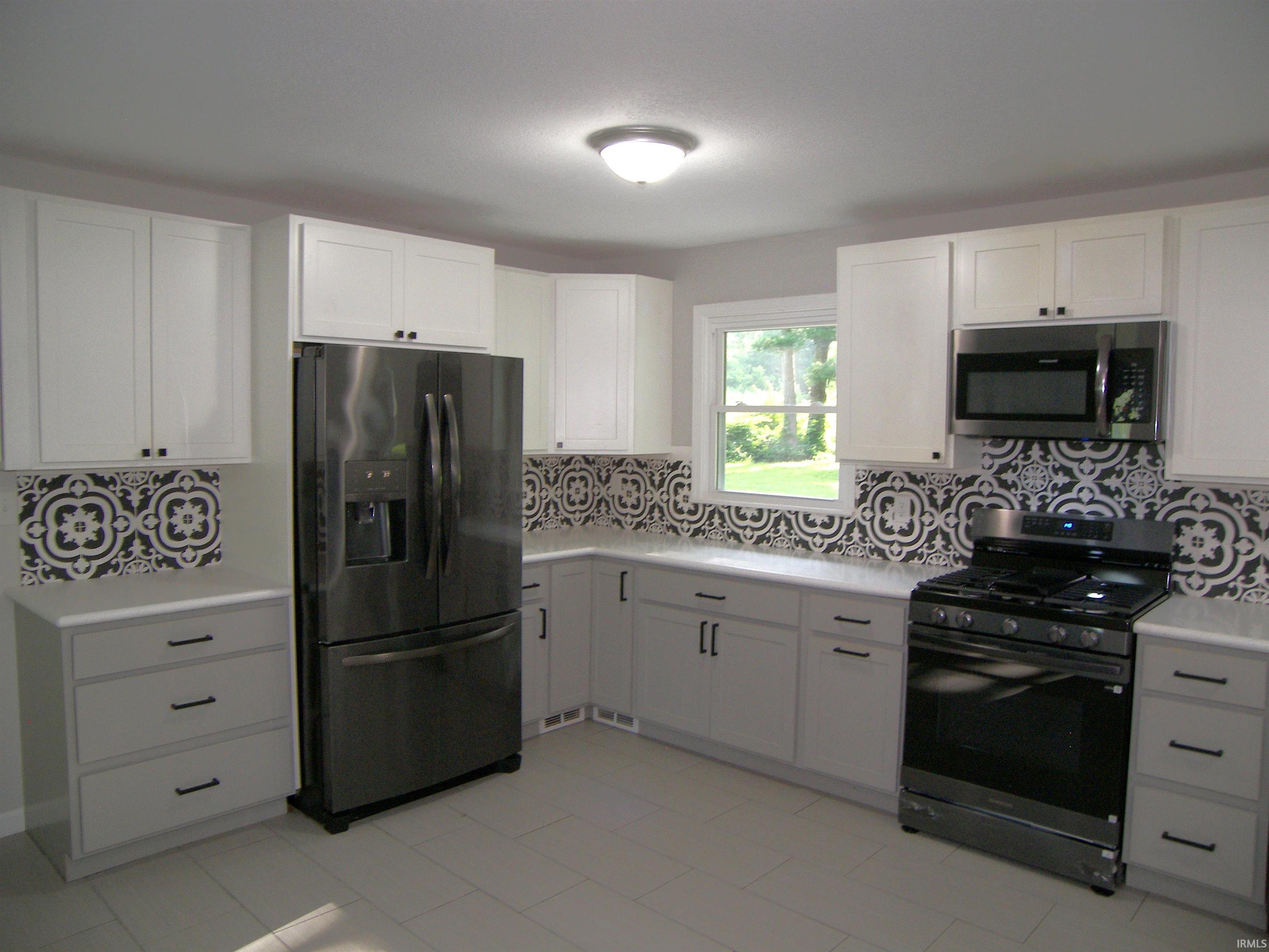 8138 Rose Road Plymouth, IN 46563 - Photo 13 of 50