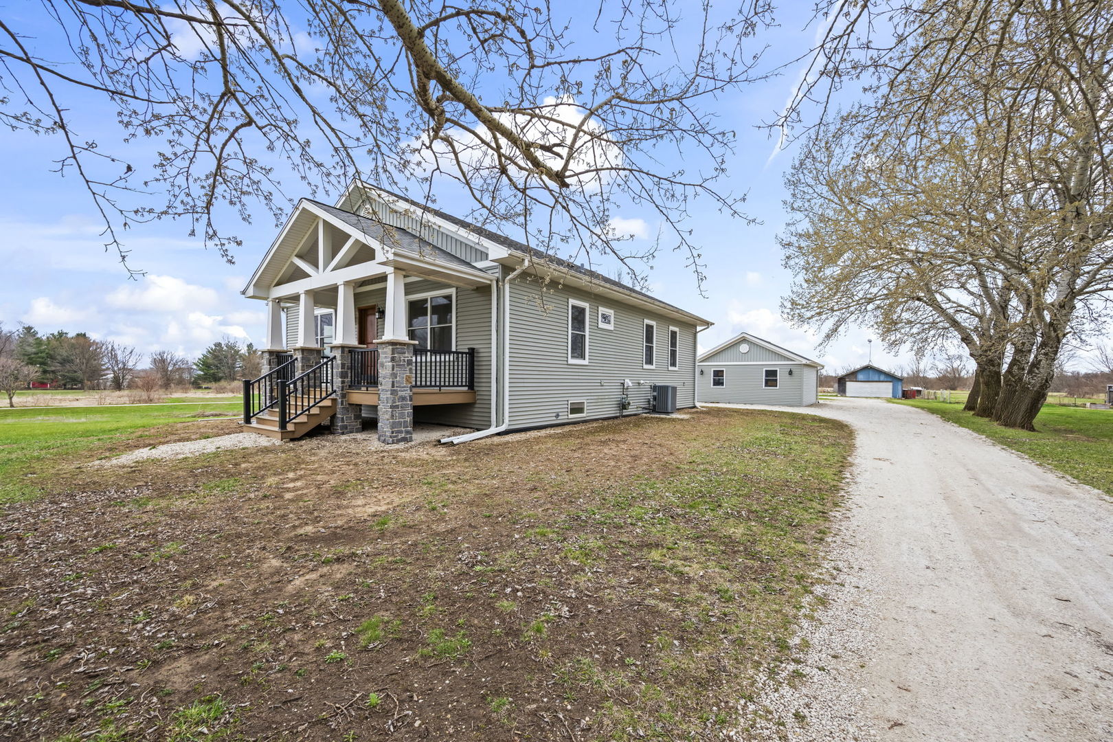 9119 Riley Road Marengo, IL 60152 - Photo 3 of 49