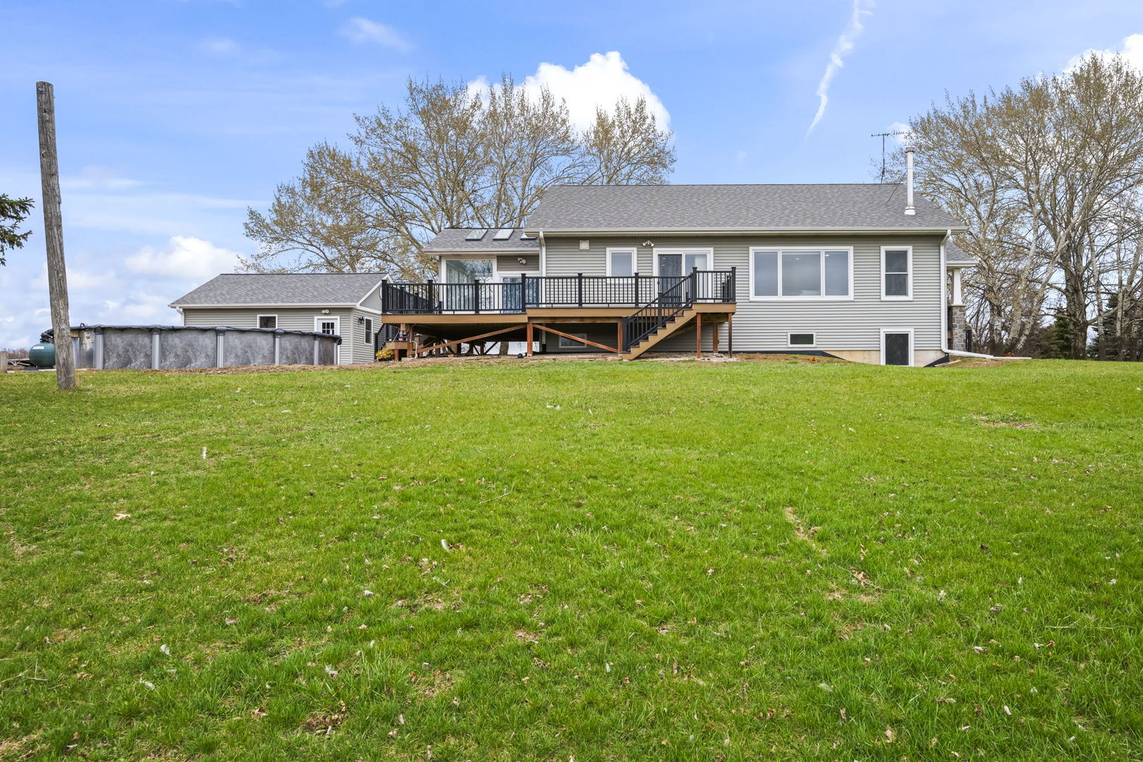 9119 Riley Road Marengo, IL 60152 - Photo 6 of 49