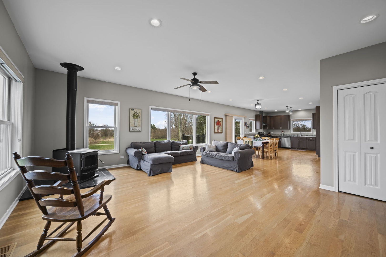 9119 Riley Road Marengo, IL 60152 - Photo 8 of 49