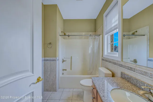 $600,000 | 327 Glenmaura Drive, Moosic, PA 18507