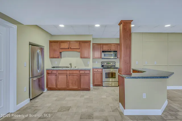 $600,000 | 327 Glenmaura Drive, Moosic, PA 18507