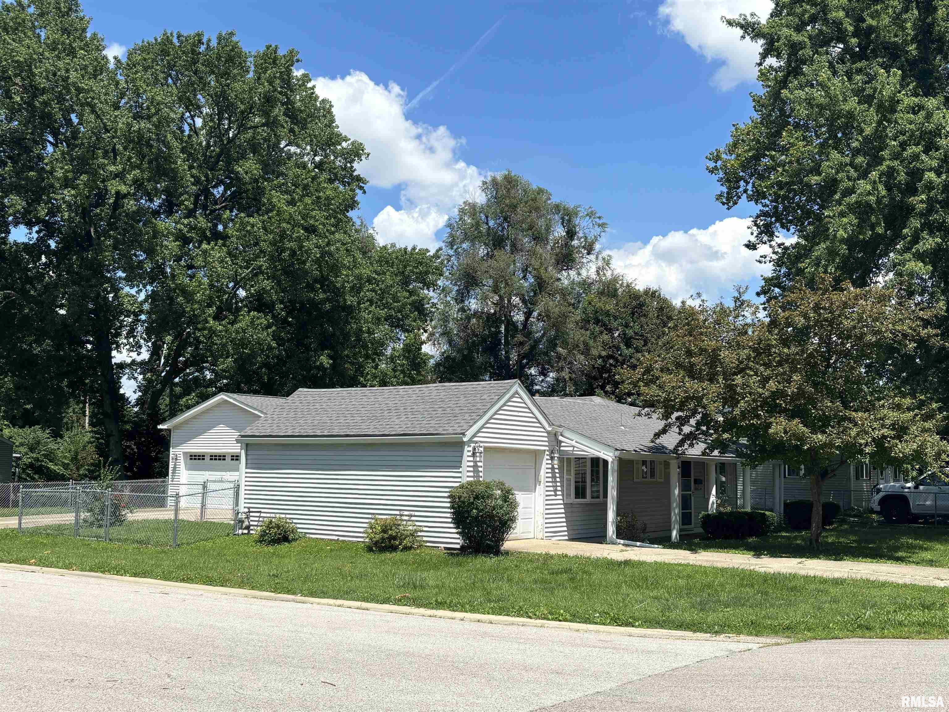 1905 West Calhoun Avenue Springfield, IL 62702 - Photo 18 of 26