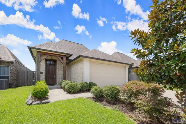 $2,100 | 16303 Fort Jackson Street, Prairieville, LA 70769