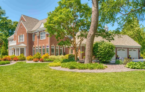 $2,700,000 | 5800 Temper Trail Court, Evansville, IN 47720