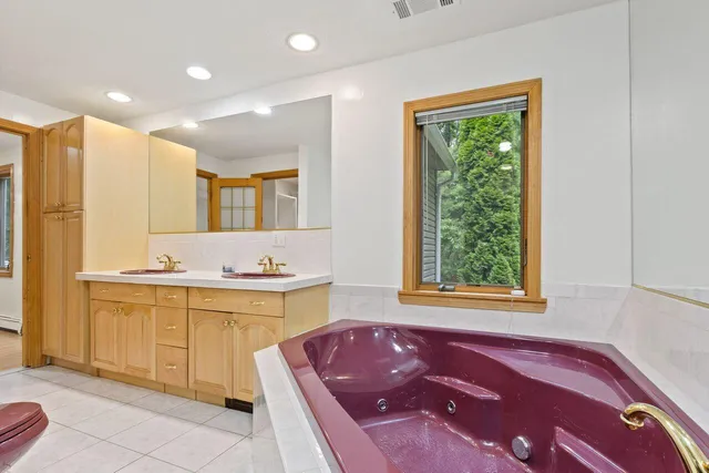 $850,000 | 66 Old Pool Road, Biddeford, ME 04005