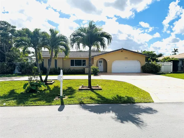 $840,000 | 8306 Northwest 36th Street, Coral Springs, FL 33065