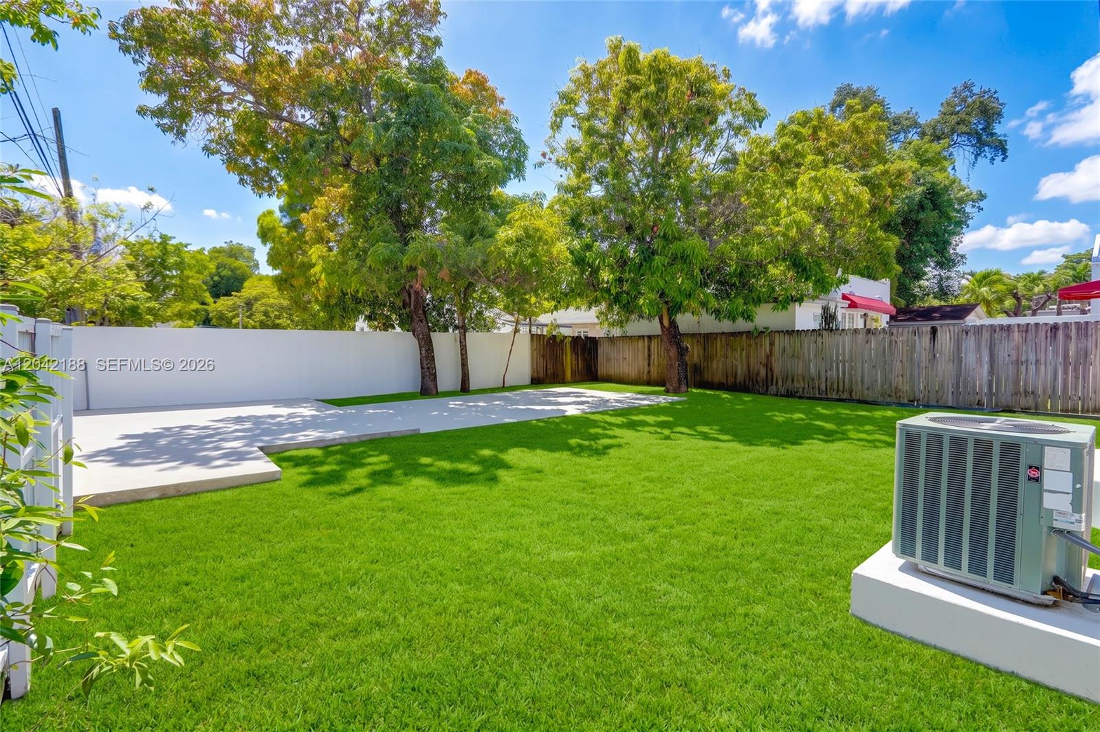 322 Southwest 18th Road Miami, FL 33129 - Photo 21 of 25