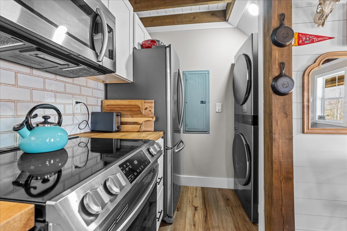 450 Flat Branch Road Tracy City, TN 37387 - Photo 36 of 57 a view of a kitchen with washer and dryer
