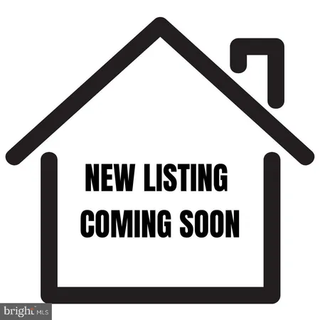 a view of a black white and white wall