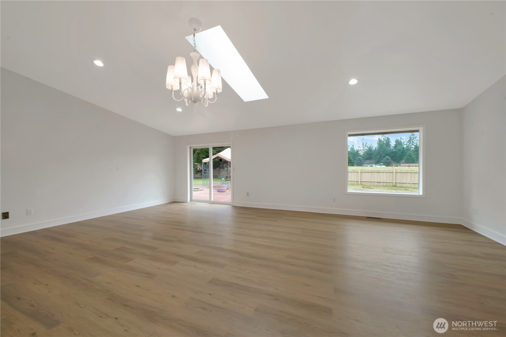 5012 Meridian Road Southeast Olympia, WA 98513 - Photo 8 of 25