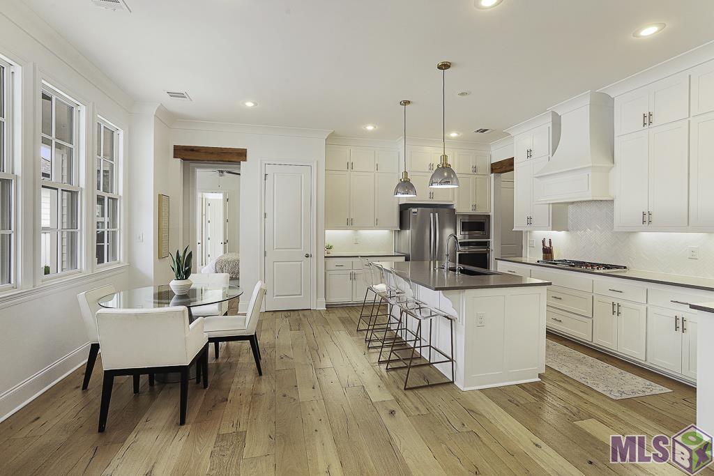2052 Verte Drive Baton Rouge, LA 70808 - Photo 1 of 24 Dining/kitchen