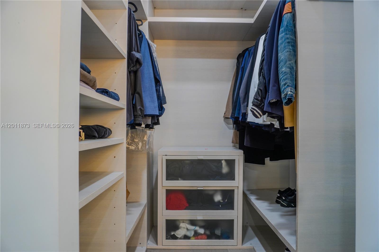 88 Southwest 7th Street, Unit 2112 Miami, FL 33130 - Photo 20 of 33