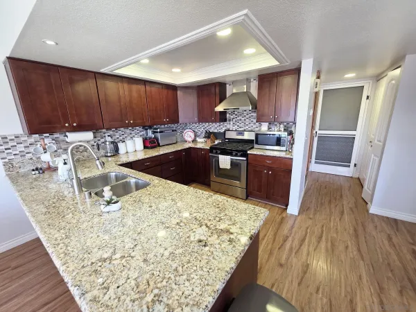 $3,950 | 341 Rolling Hills Lane, San Marcos, CA 92069