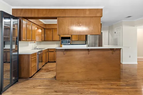 $395,000 | 1110 Hollybluff Street, Austin, TX 78753