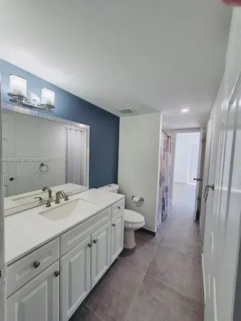 $2,150 | 2660 West 76th Street, Unit 207, Hialeah, FL 33016