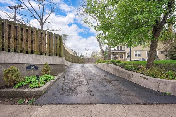 $1,795,000 | 801 West 56th Street, Kansas City, MO 64113