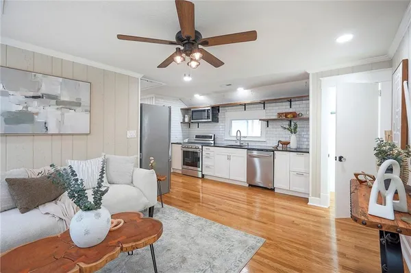 $1,795,000 | 801 West 56th Street, Kansas City, MO 64113