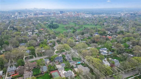 $1,795,000 | 801 West 56th Street, Kansas City, MO 64113