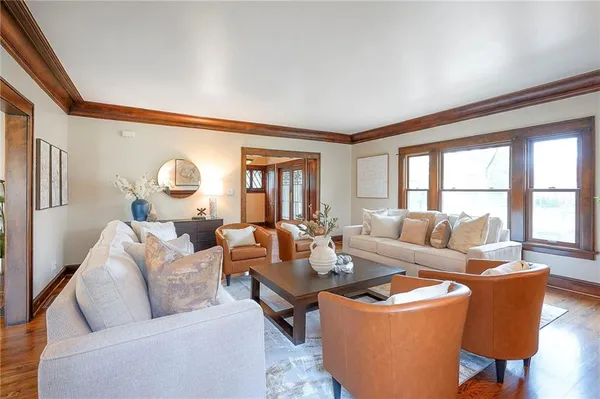 $1,795,000 | 801 West 56th Street, Kansas City, MO 64113