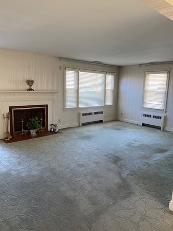 24 Maxdale Road Worcester, MA 01602 - Photo 11 of 32