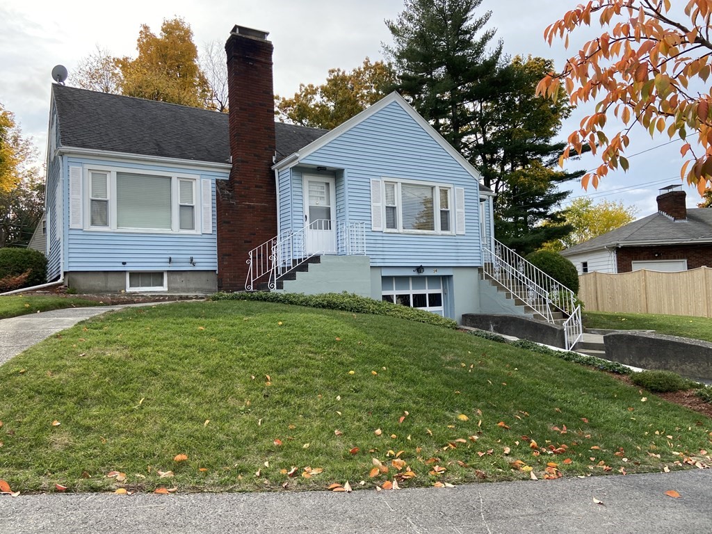 24 Maxdale Road Worcester, MA 01602 - Photo 5 of 32